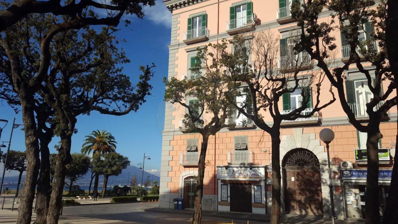 Stella Marina Stabia Acomodação com café da manhã Castellammare di Stabia Exterior foto